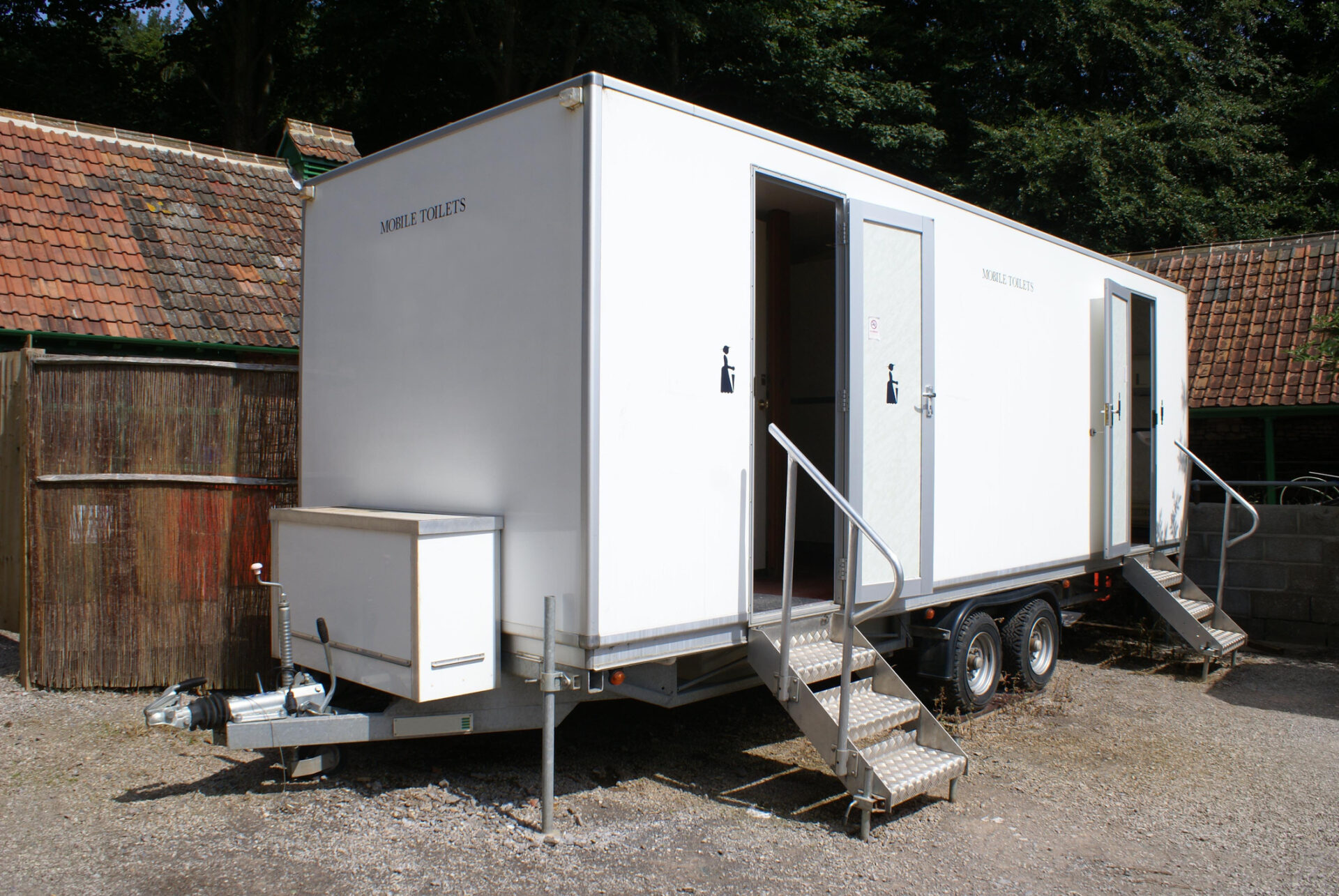 Which Restroom Trailer Features are In-Demand, and What's on the Horizon